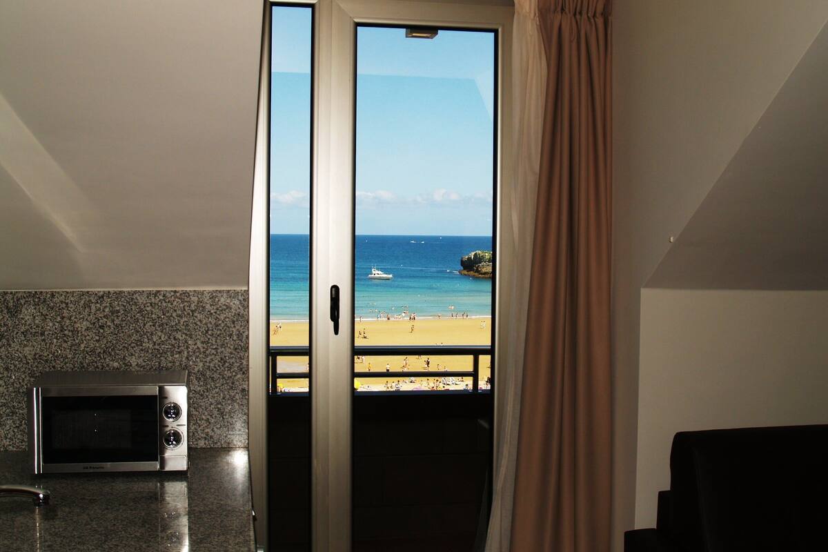 superior double room, 1 double bed, beach view | 1 bedroom, minibar, in-room safe, desk