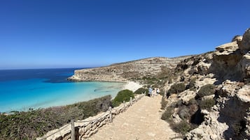 På stranden, sportdykning, snorkling och fiske