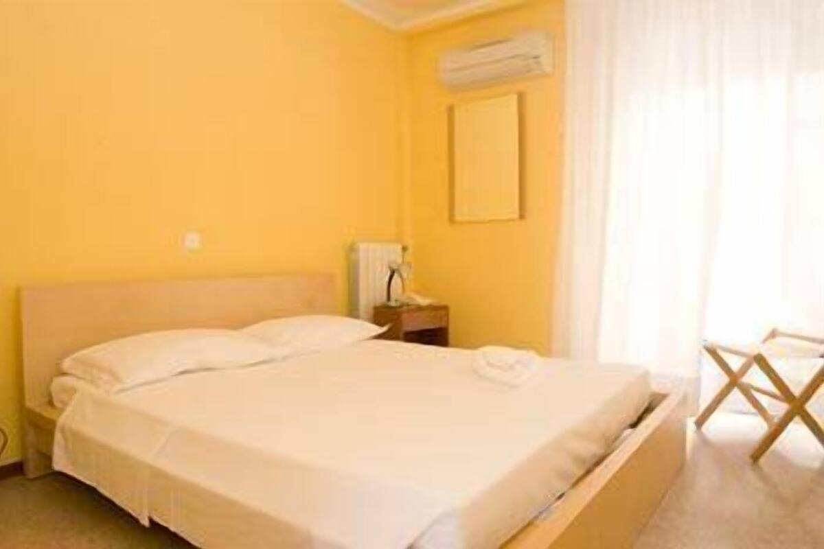 Double Room | In-room safe, desk, iron/ironing board (on request), cribs (free)