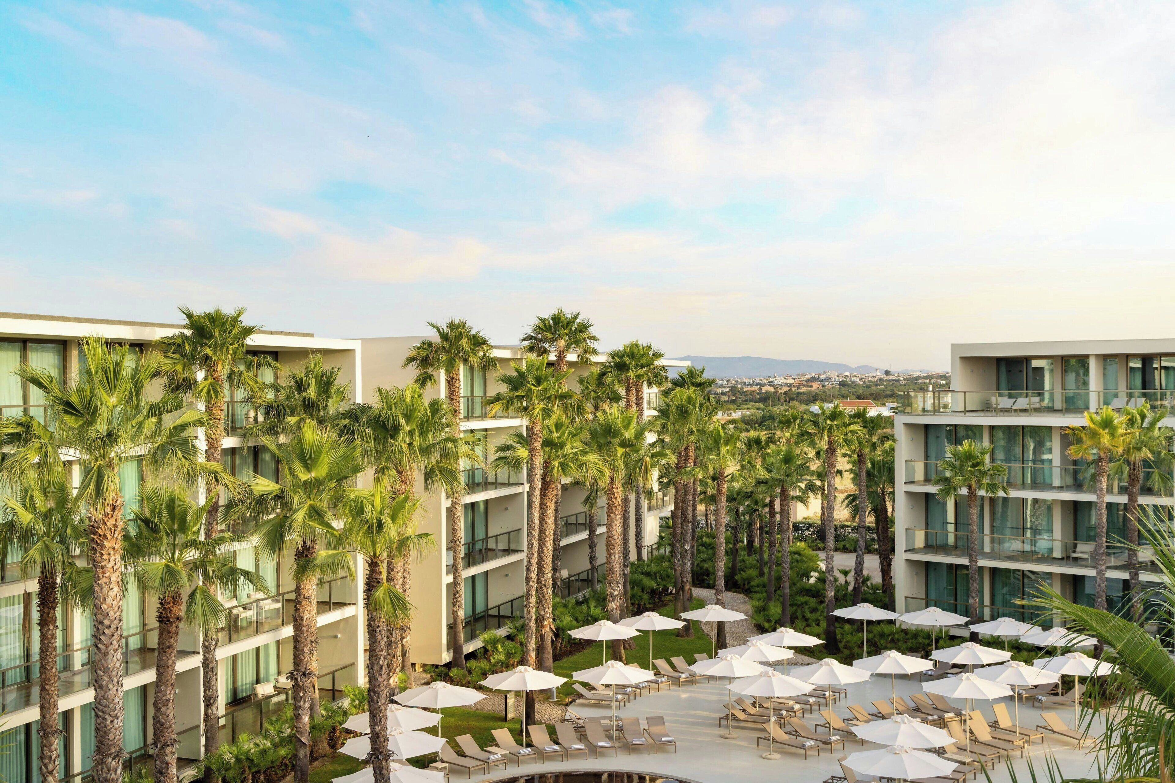 10 piscinas al aire libre, sillones reclinables de piscina