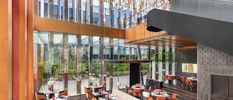 3 restaurants, spécialités Cuisine indienne
