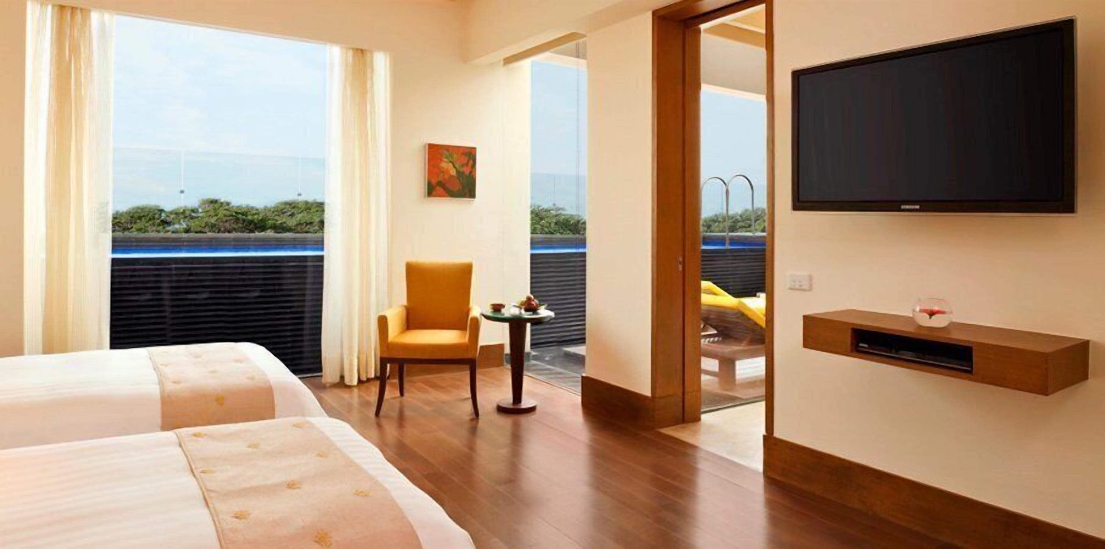 Suite Deluxe | Biancheria da letto di alta qualità, minibar, una cassaforte in camera