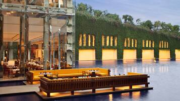 2 restaurantes, cocina india