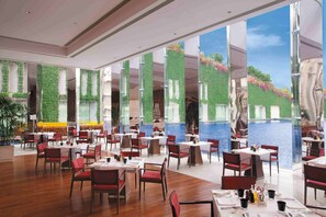 Daily full breakfast (INR 2065 per person)