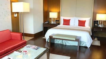 Premium bedding, minibar, in-room safe, desk