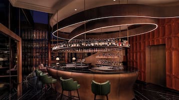2 bars/lounges, piano bar