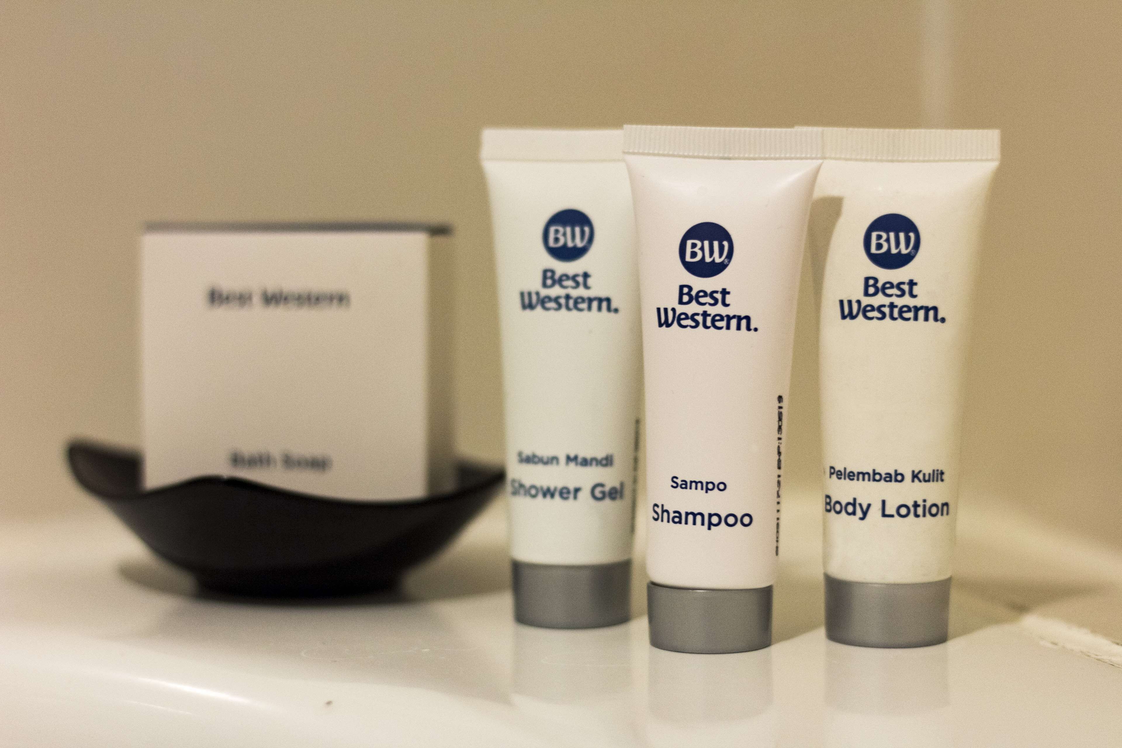 Foto - Best Western Mangga Dua Hotel & Residence