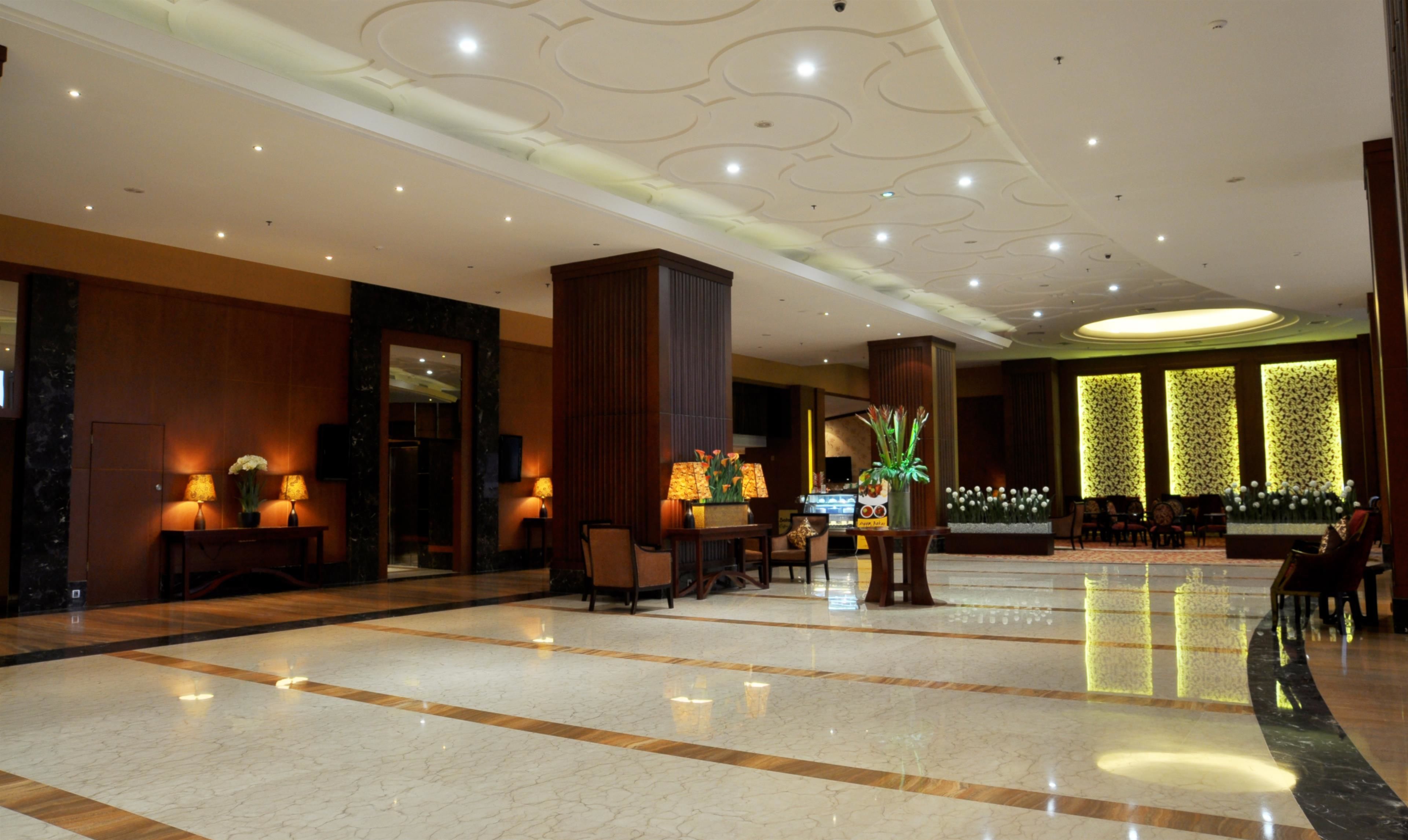 Foto - Best Western Mangga Dua Hotel & Residence