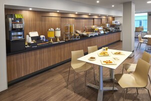 Free daily self-service breakfast