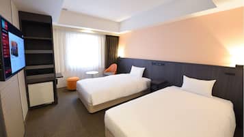 Down duvets, desk, iron/ironing board, free WiFi