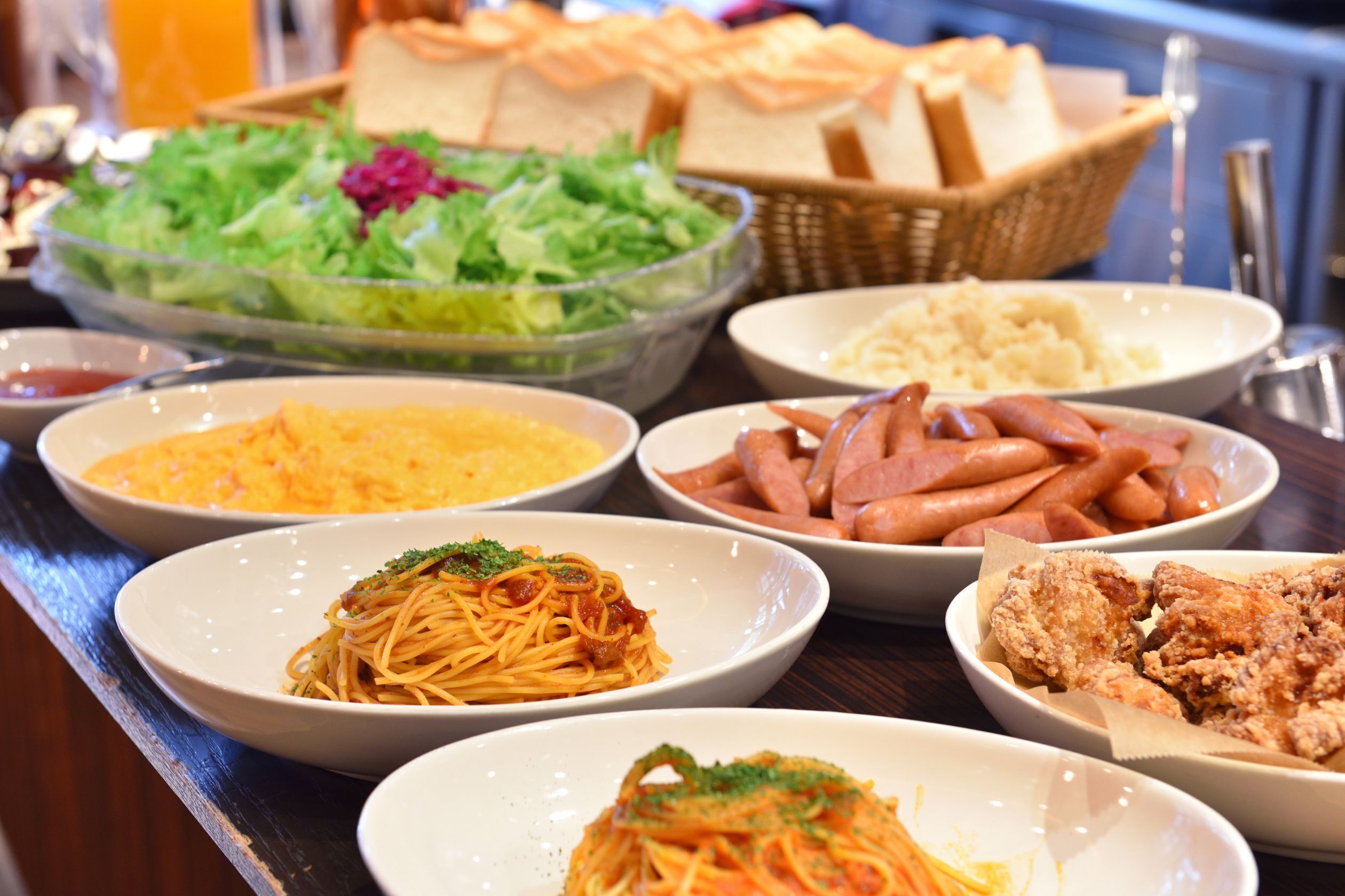 free daily self-service breakfast