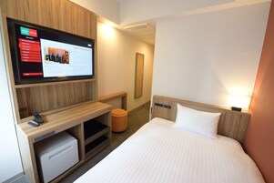 羽毛の掛け布団、デスク、アイロン / アイロン台、WiFi (無料)