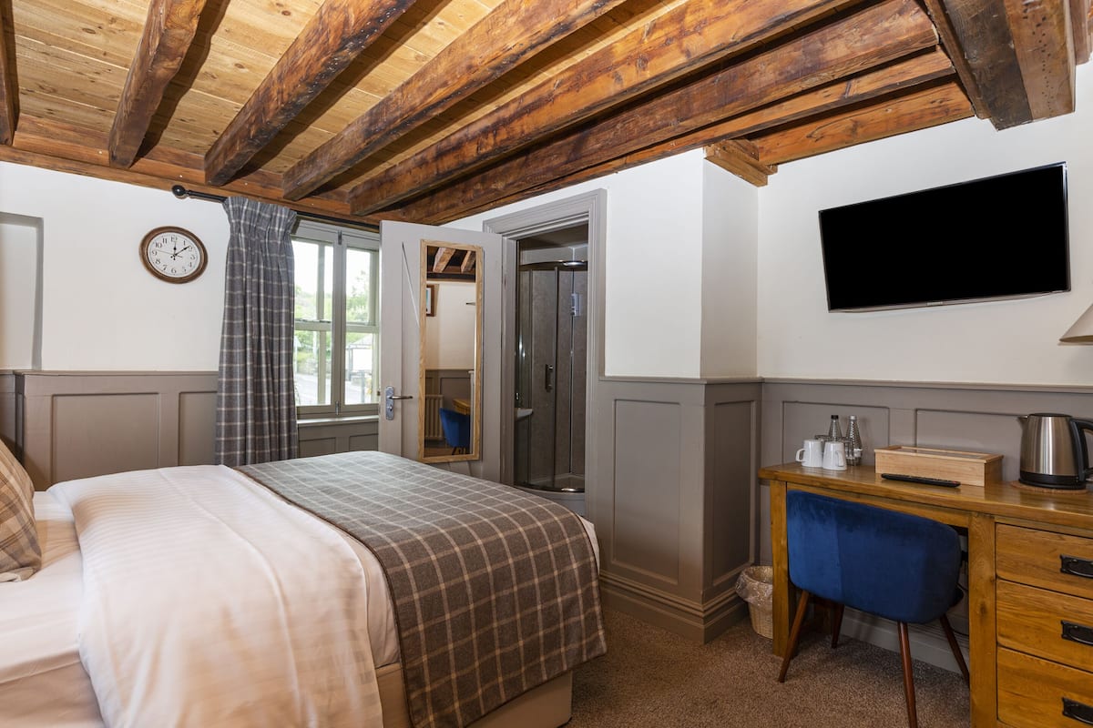 Suite, baño en la habitación