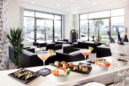 Bar (en el alojamiento)