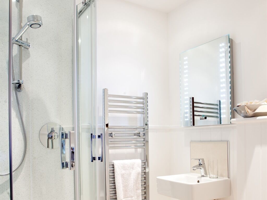 Dubbelrum - eget badrum | Badrum