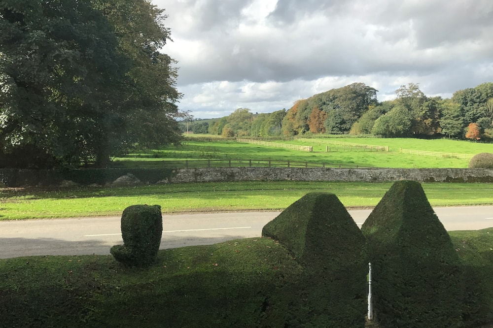 Newburgh House Bed & Breakfast - Ampleforth