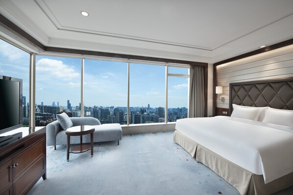 Down duvets, free minibar items, in-room safe, desk
