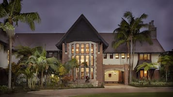 Façade de l’hébergement - soirée/nuit