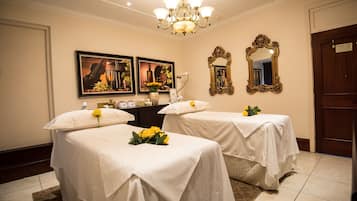 Salas para tratamentos a dois, sauna seca, tratamentos corporais