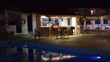 Poolside bar