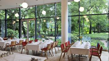 Daily buffet breakfast (EUR 13 per person)