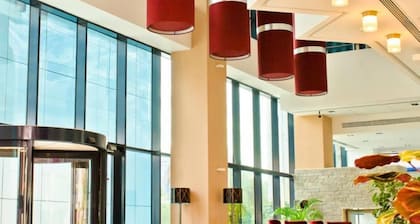 Chirag Plaza Hotel