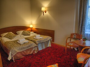 In-room safe, free WiFi