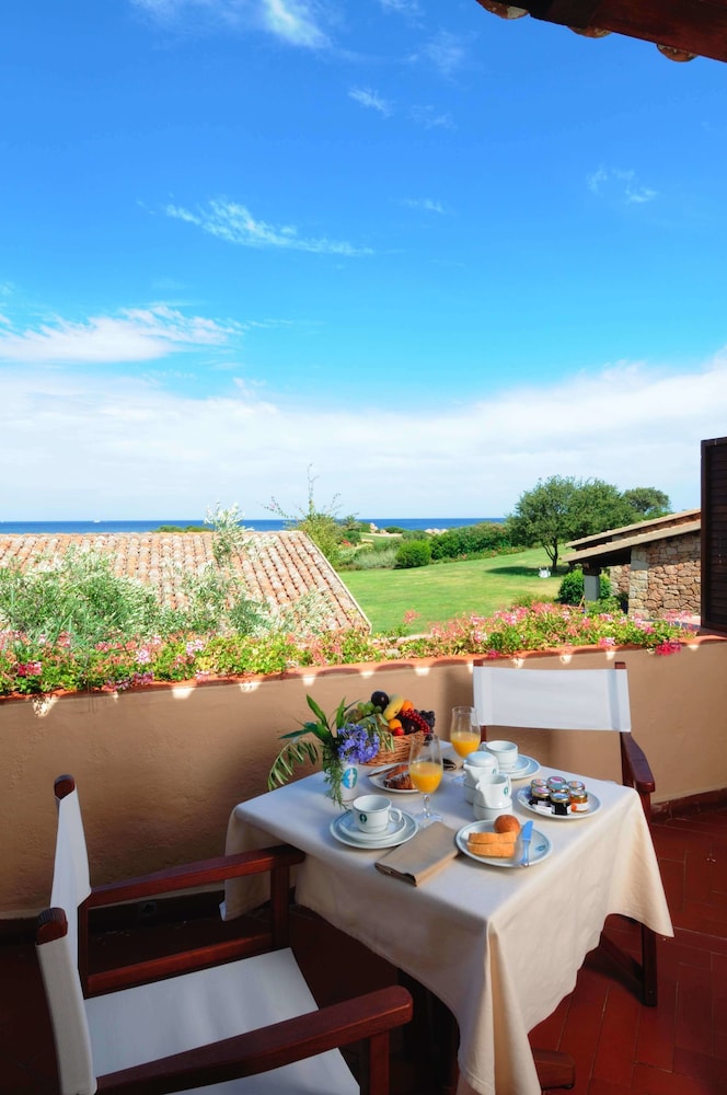 Due Lune Puntaldia Resort & Golf, an SLH Hotel by null