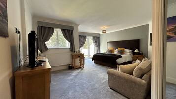 Ropa de cama hipoalergénica y cortinas blackout