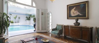 Leonardo Da Vinci Residence