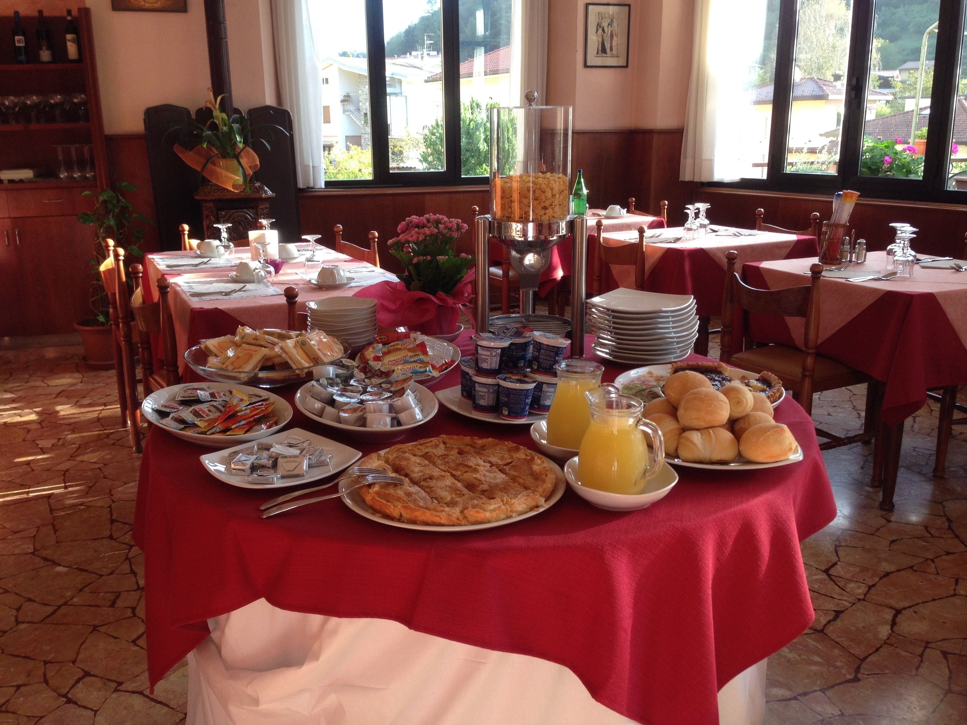Colazione a buffet inclusa, servita tutte le mattine 
