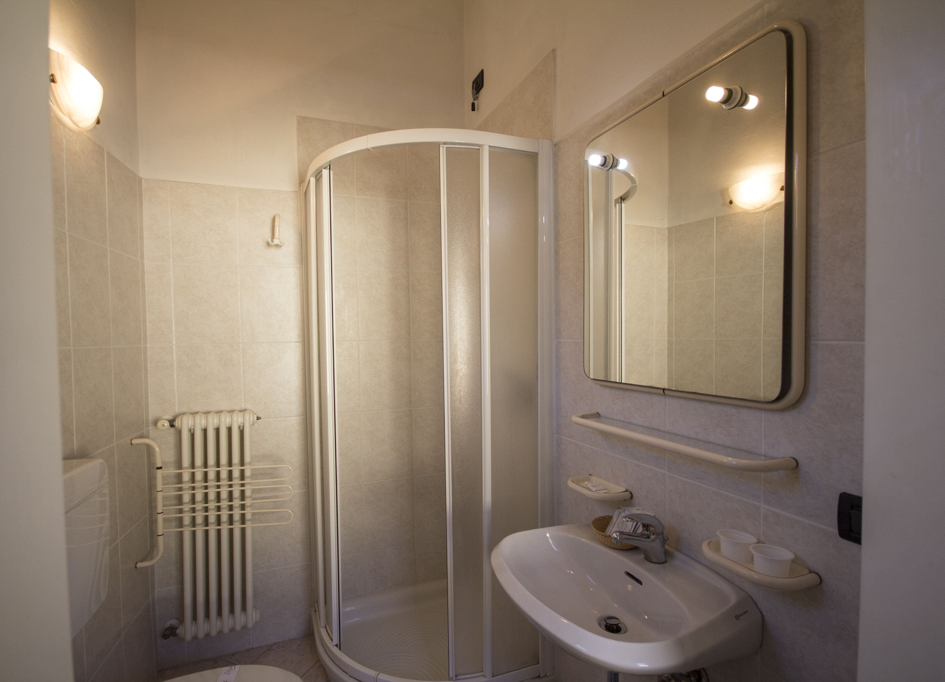 single room | bathroom | shower, free toiletries, hair dryer, slippers