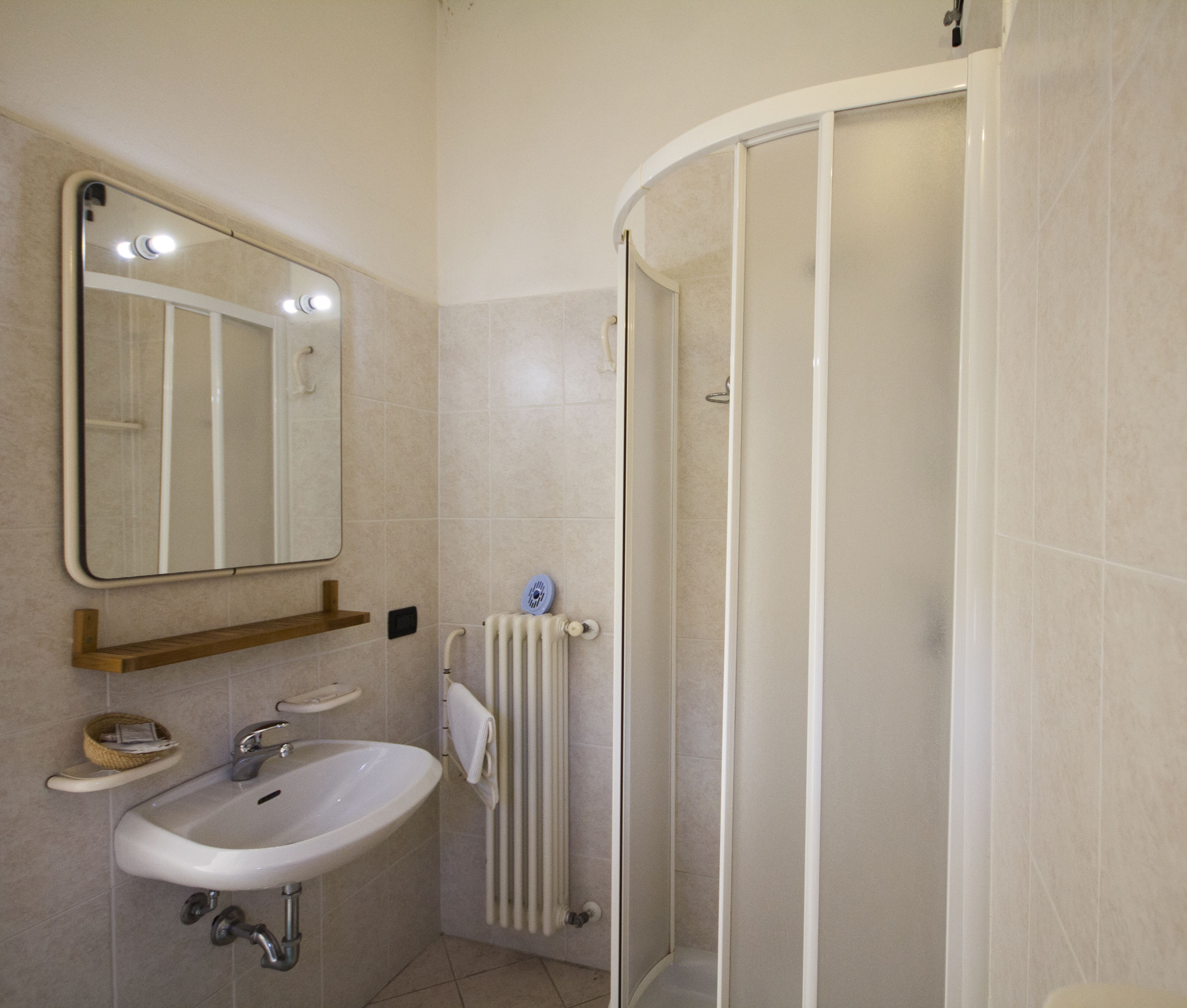 double or twin room | bathroom | shower, free toiletries, hair dryer, slippers