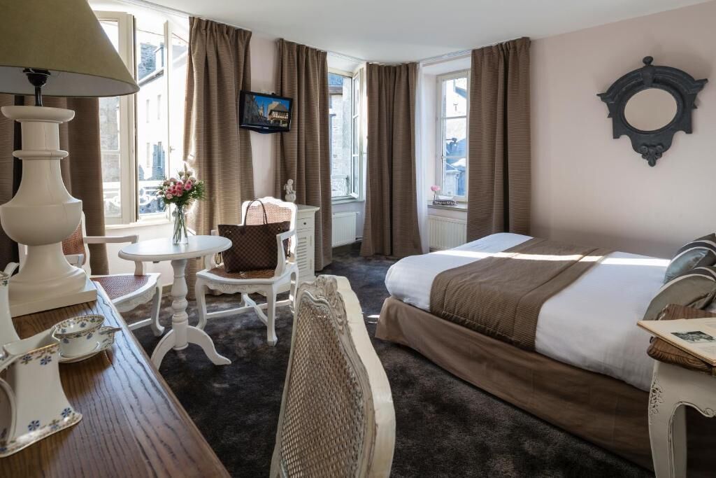 Luxe beddengoed, een kluis op de kamer, individueel gedecoreerd