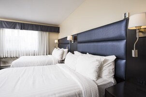 Ropa de cama de alta calidad, colchones Select Comfort y escritorio 