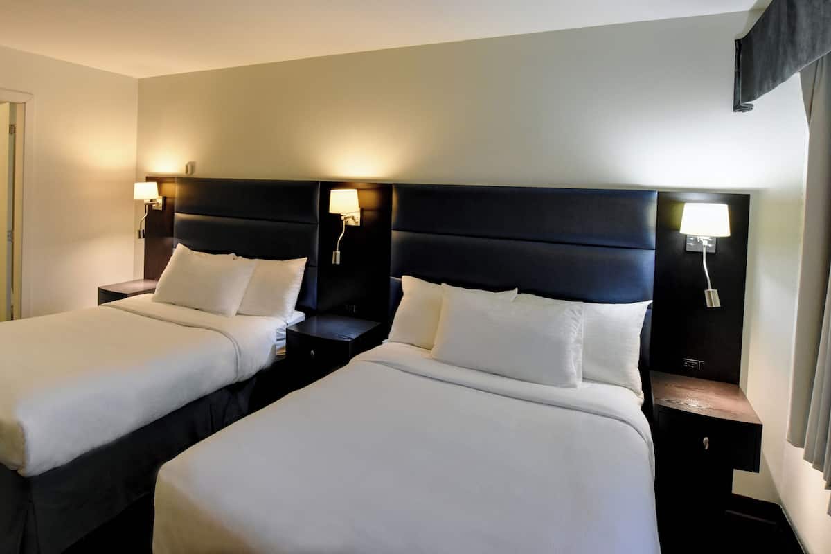 Chambre, 2 lits doubles