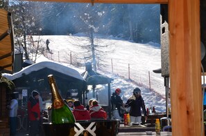 Aire de pique-nique/barbecue