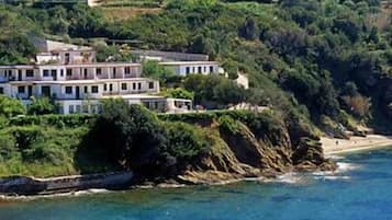 Private beach nearby, beach shuttle, sun loungers, beach umbrellas