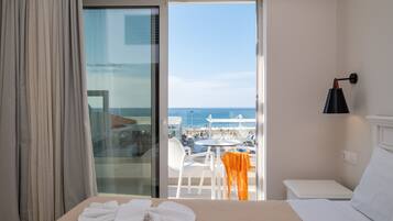Junior Suite Sea View | Soundproofing, free WiFi, bed sheets