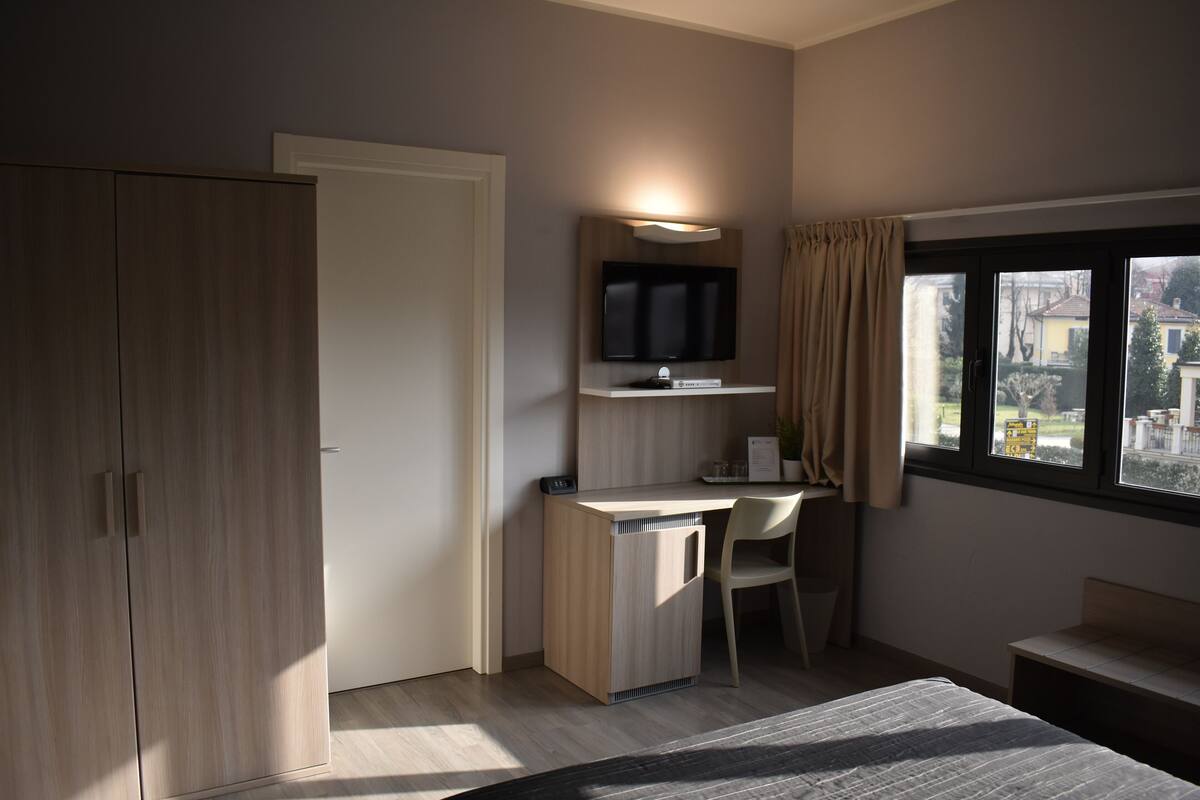 Chambre Double Supérieure, 1 grand lit | Vue de la chambre