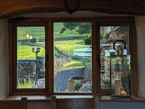 Restaurant - The Wayside and Whisky Barn (Millom)