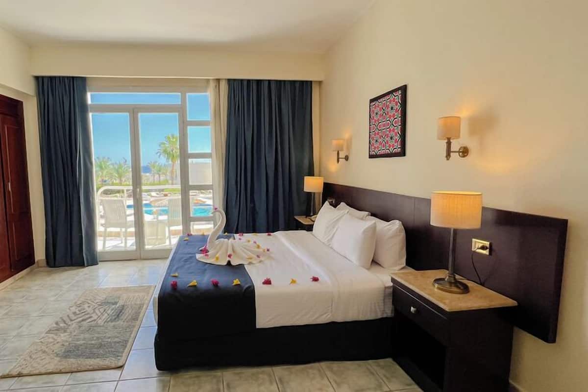 Family Room, 2 Bedrooms | In-room safe