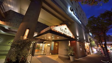 Front of property - evening/night
