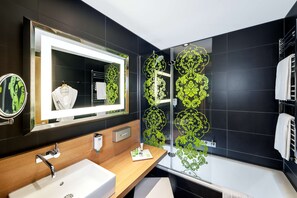 Duschwanne, Komfortbadewanne, Designer-Toilettenartikel, Haartrockner