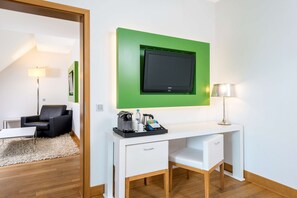 Premium bedding, minibar, in-room safe, desk