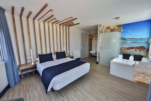 Deluxe Double Room, 1 Queen Bed, Terrace, Sea View