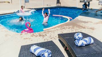 Outdoor pool, pool loungers