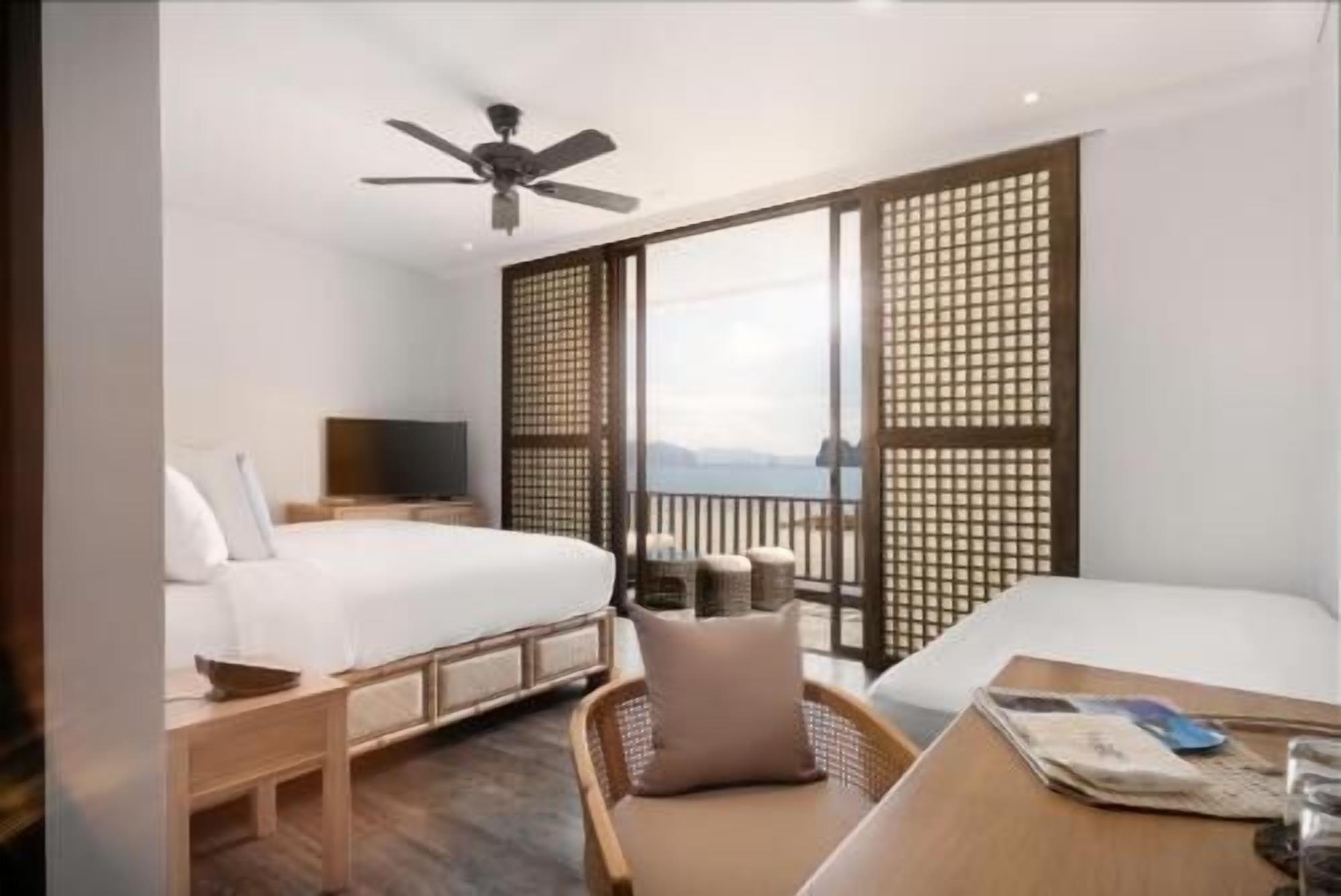 In-room safe, desk, bed sheets, wheelchair access
