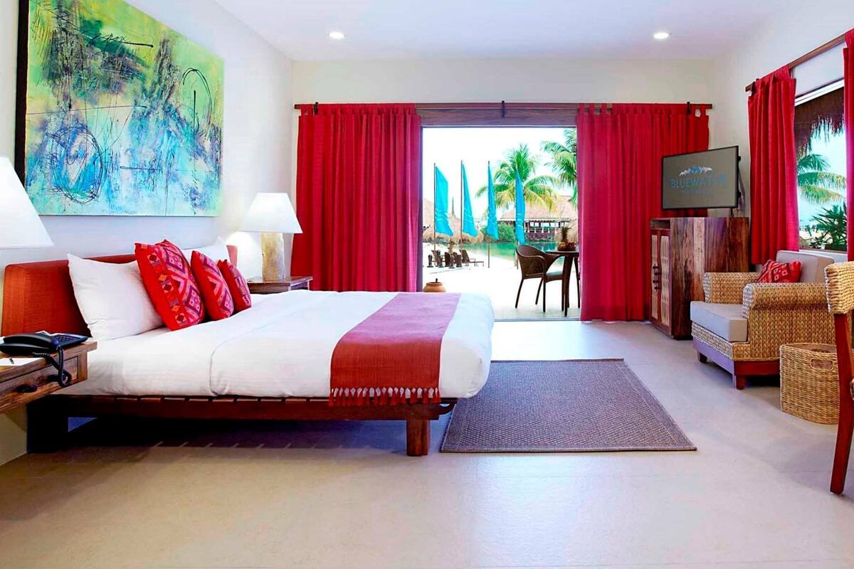 Ropa de cama de alta calidad y minibar