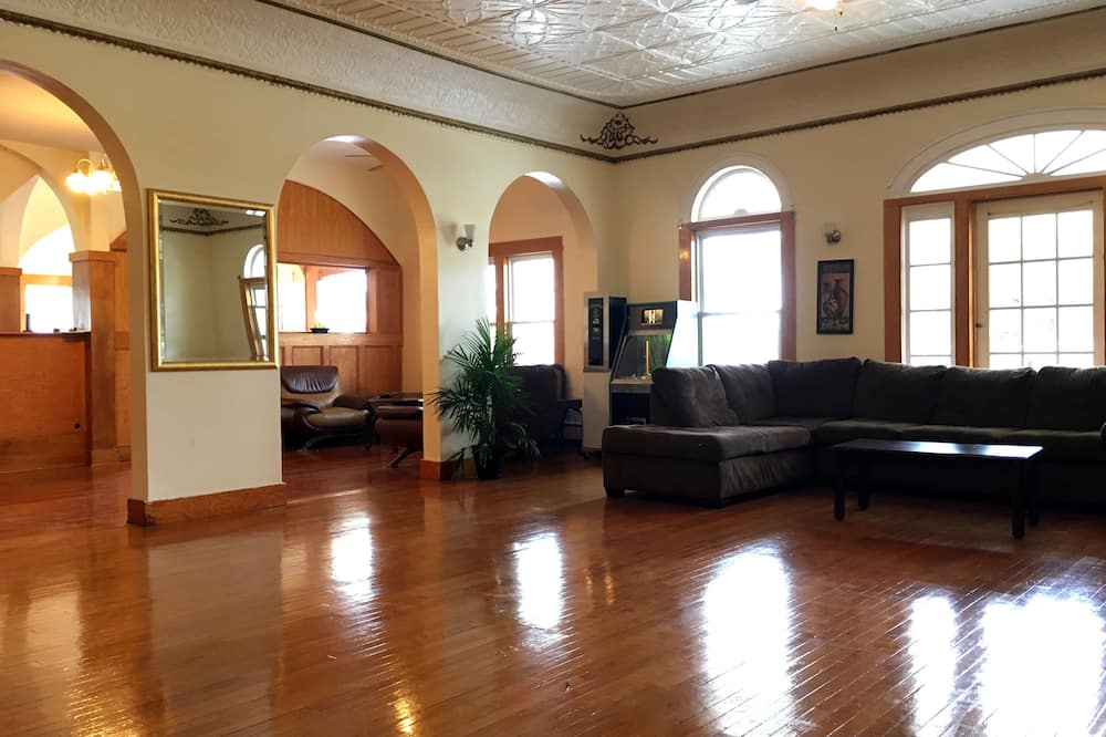 Belmar Inn